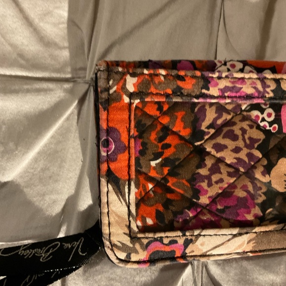 Vera Bradley ID Wallet - Picture 5 of 9